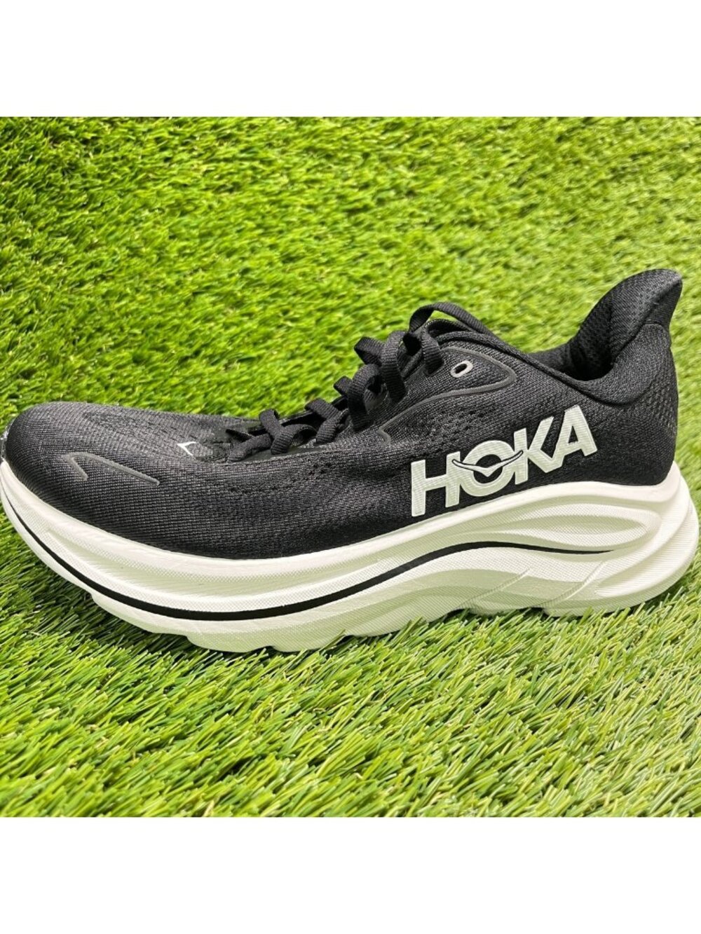 Hoka One One Clifton 10 Womens Size 8D Black White Running Shoes Sneakers - Picture 3 of 10